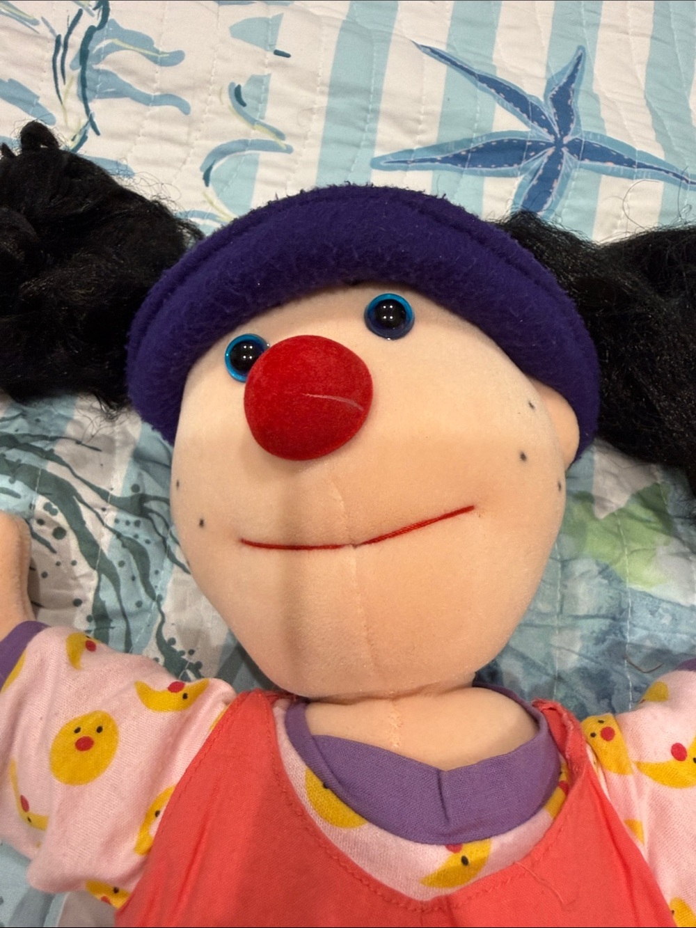 Plush Clown Doll in Red Outfit and Grey Fuzzy Puppet - Kids Toys - Picture 3 of 8